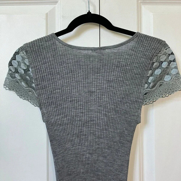 Microwool EGI Wool Blend Made in Italy Grey  Lace Detail Short Sleeve Top Y2K - Picture 3 of 8